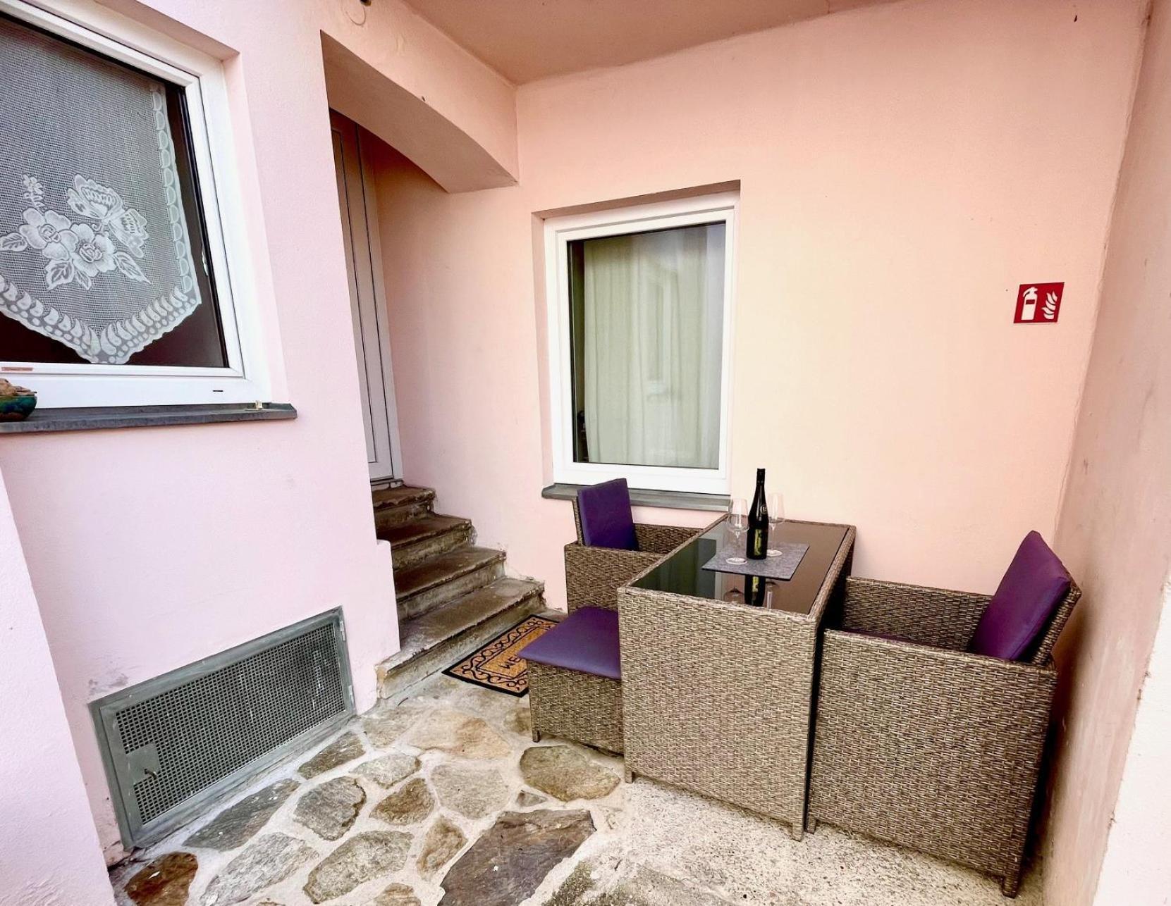 Bobbys Gartenapartment Krems an der Donau Exterior foto
